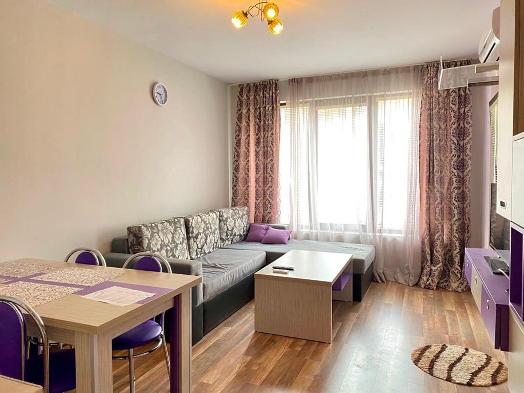 Green Paradise Deluxe Apartments Primorsko Exterior photo