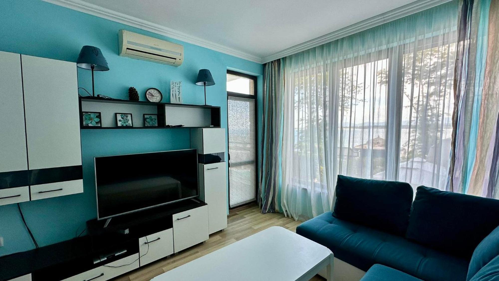 Green Paradise Deluxe Apartments Primorsko Exterior photo