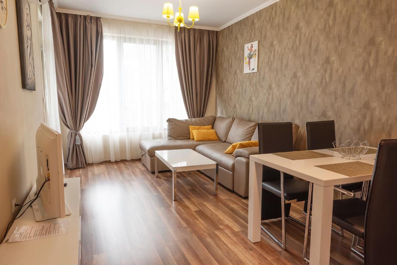 Green Paradise Deluxe Apartments Primorsko Exterior photo